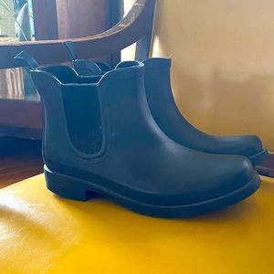 Madewell Chelsea boots